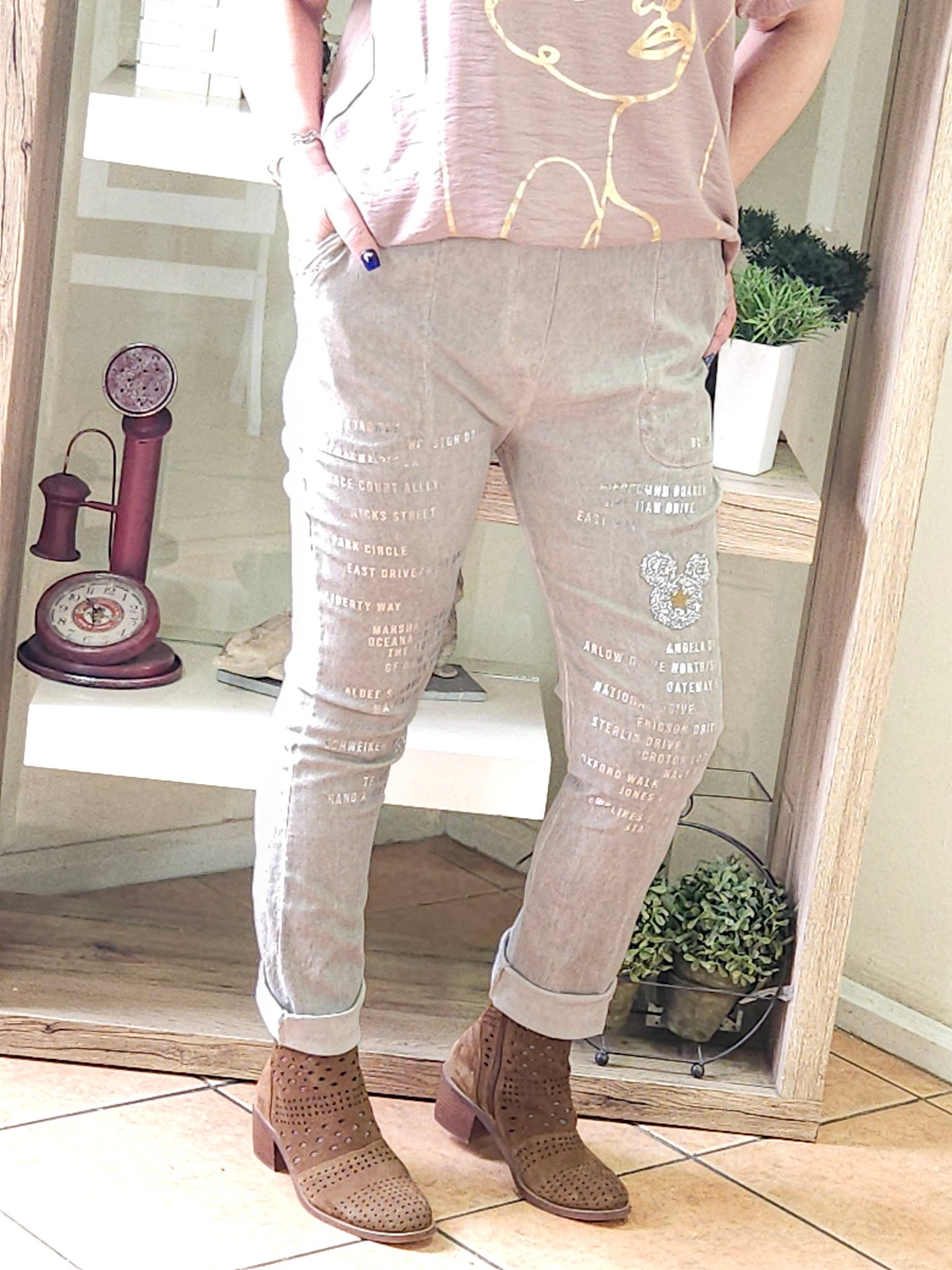 Jogger Italiano Camelia Beige - Imagen 3